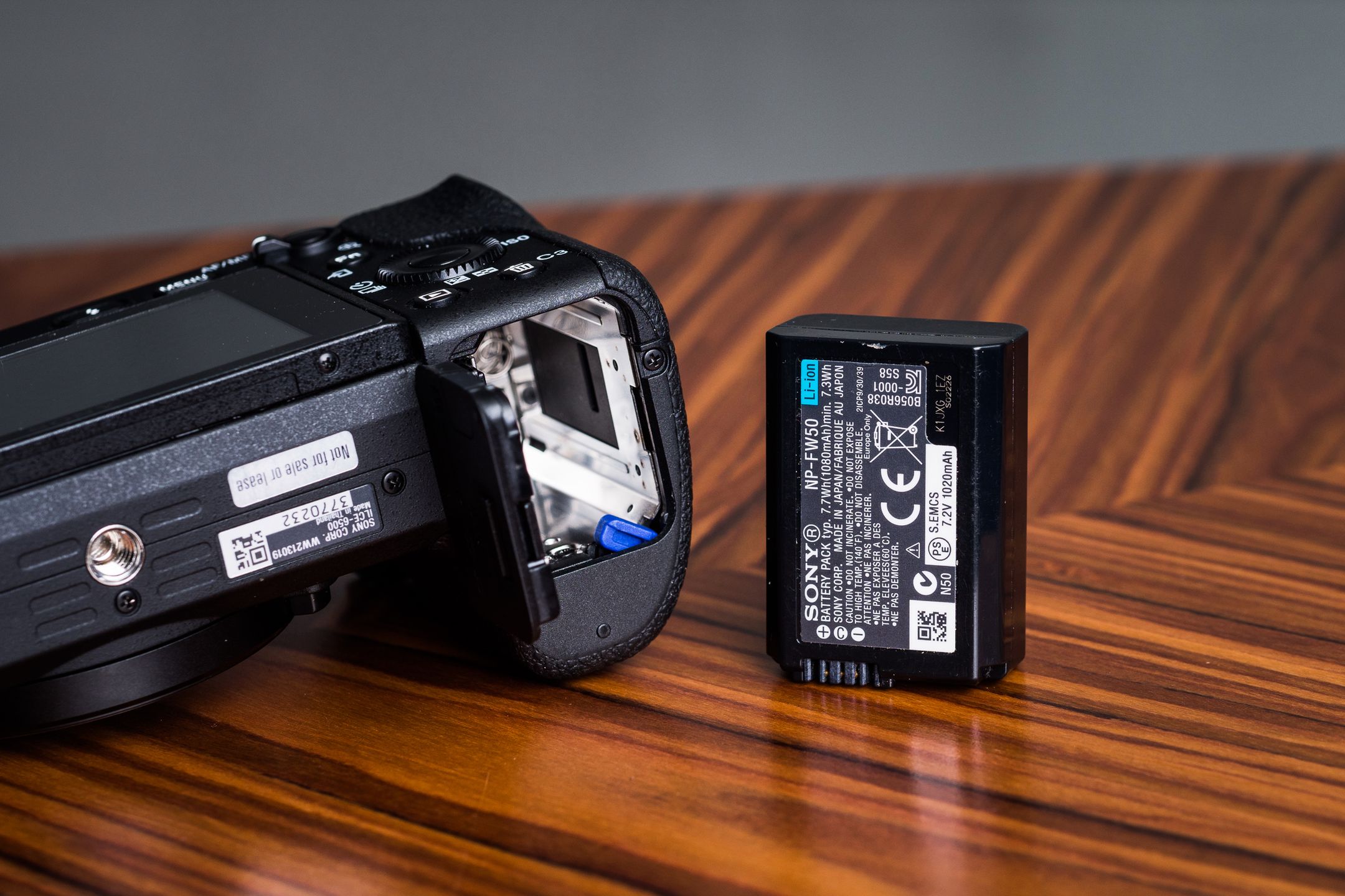 Sony A6500 - topowy bezlusterkowiec pełen sprzeczności [test] 5