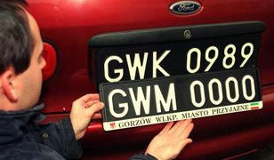 Nowe przepisy dla właścicieli aut w Polsce. Znikną czarne tablice rejestracyjne