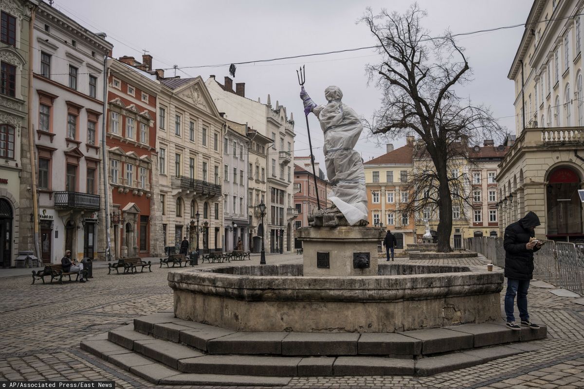 Zabytki Lwowa zabezpieczane są na wszelkie możliwe sposoby (Źródło: East News)