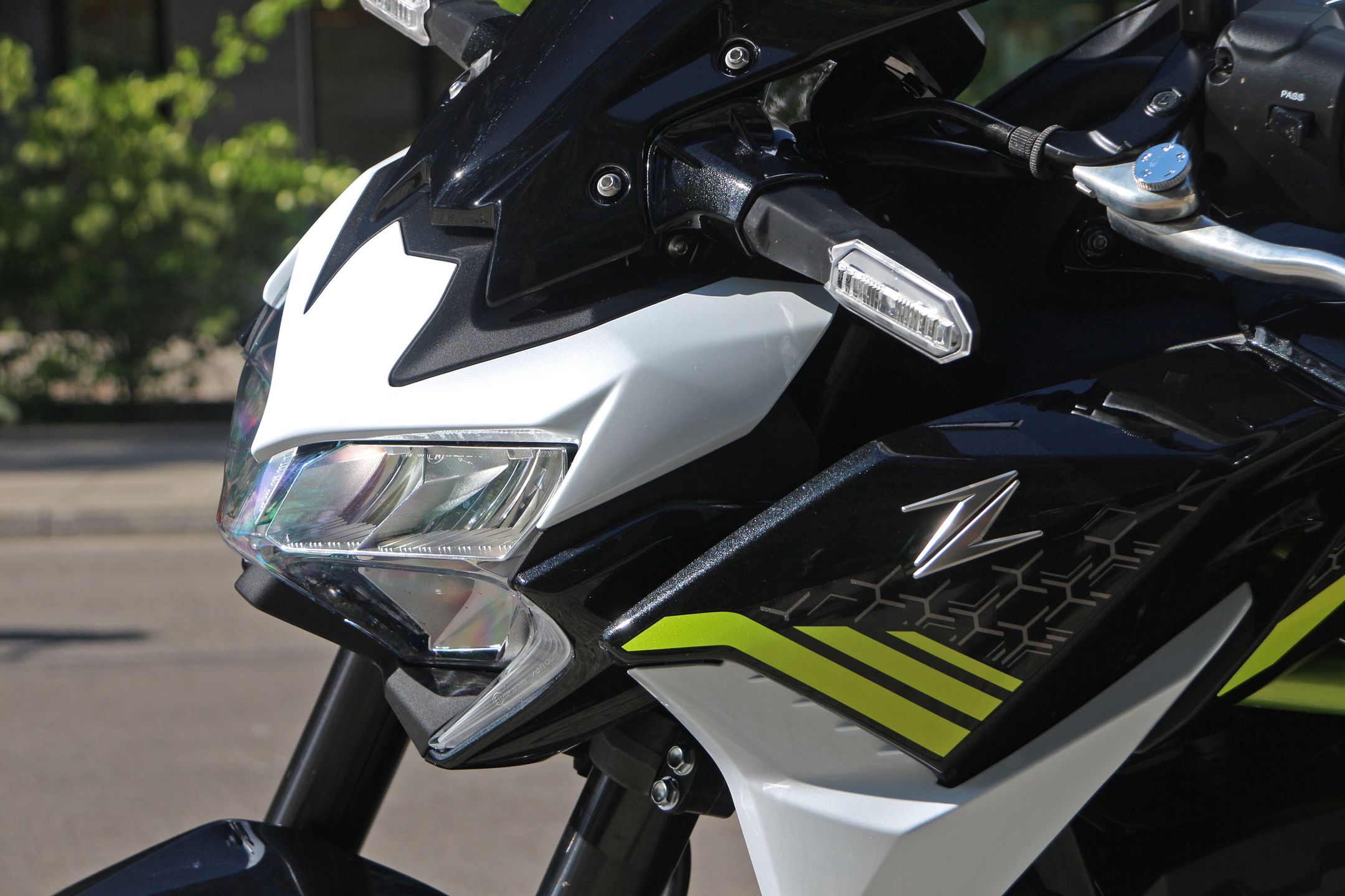 Kawasaki Z900 Performance