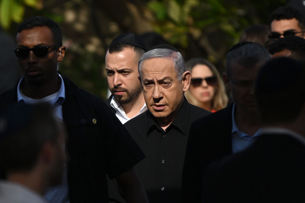 Dwindling support for Israel's PM Netanyahu signals advantage for rival Gantz amid spar over military action in Rafah