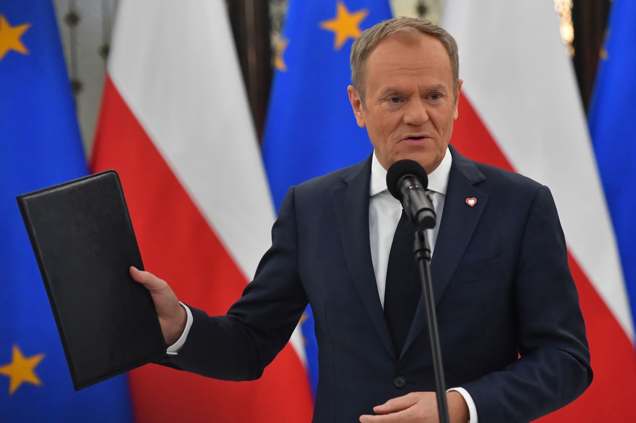 Tusk o propozycji Morawieckiego: nie lubię uczestniczyć w parodii