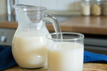 Nasze babcie piły codziennie, a my o wiele za rzadko. Działa na jelita i na podjadanie