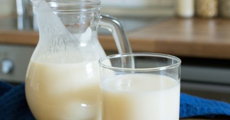 Nasze babcie piły codziennie, a my o wiele za rzadko. Działa na jelita i na podjadanie