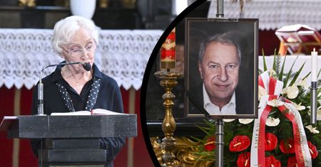 Pojawiła się na pogrzebie Stuhra. Przemówiła przed rodziną