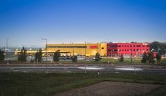 DHL Express ostrzega przed fałszywymi wiadomościami o odebraniu przesyłki