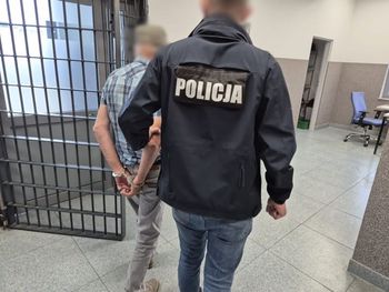 64-latek, który nienawidzi kobiet. Groził, że spali żonę i zabije narzeczoną syna