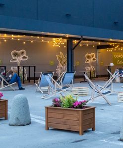 Koronawirus. Nowy ogródek letni w Magnolia Park. Galeria reaguje na obostrzenia covidowe