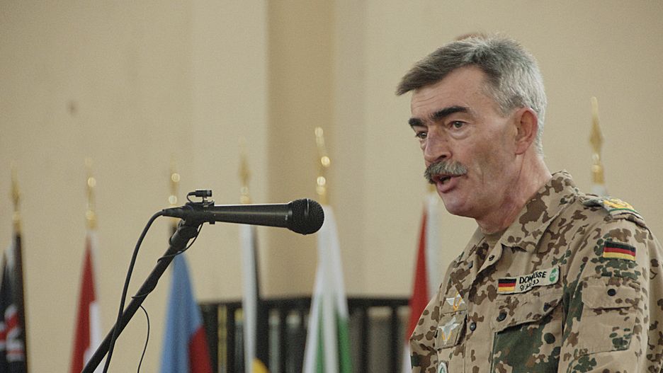 Były generał NATO, niemiecki dowódca  Hans-Lothar Domrose przypuszcza, że wojna rosyjsko-ukraińska zakończy się w połowie 2023 roku