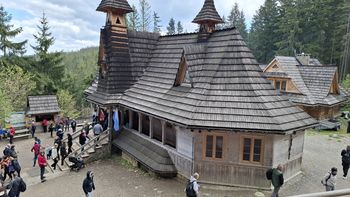 Tatry: Zamknięte szlaki na Polanę na Stołach i Wiktorówki
