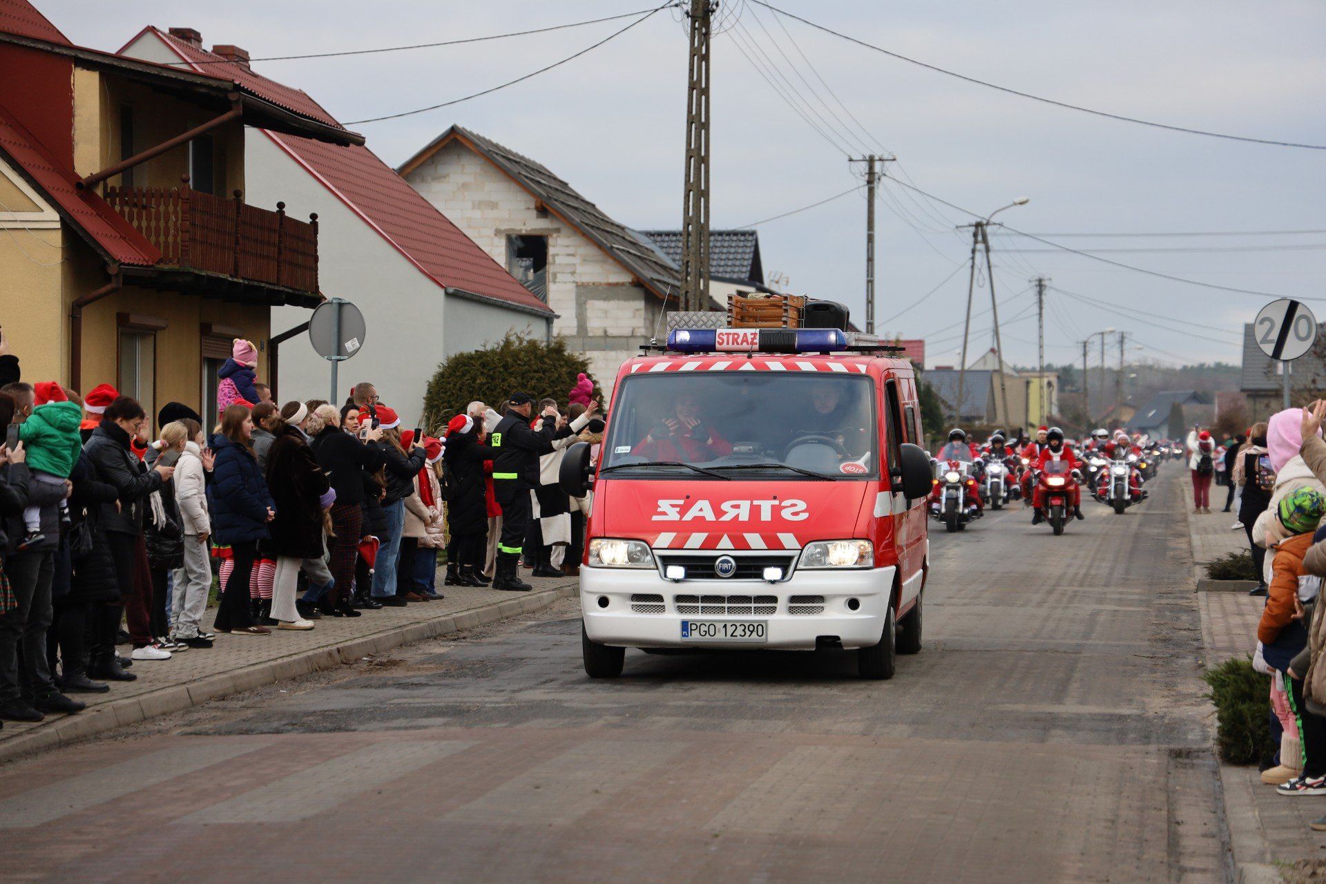 Motomikołaje w Łąkiem. Rekordowa parada, ogrom atrakcji i wielkie serca dla Jakuba
