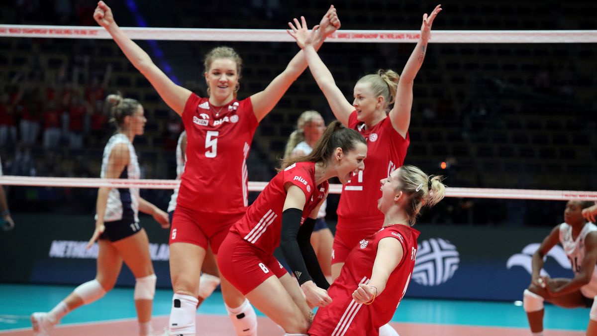 Polskie siatkarki po pokonaniu USA