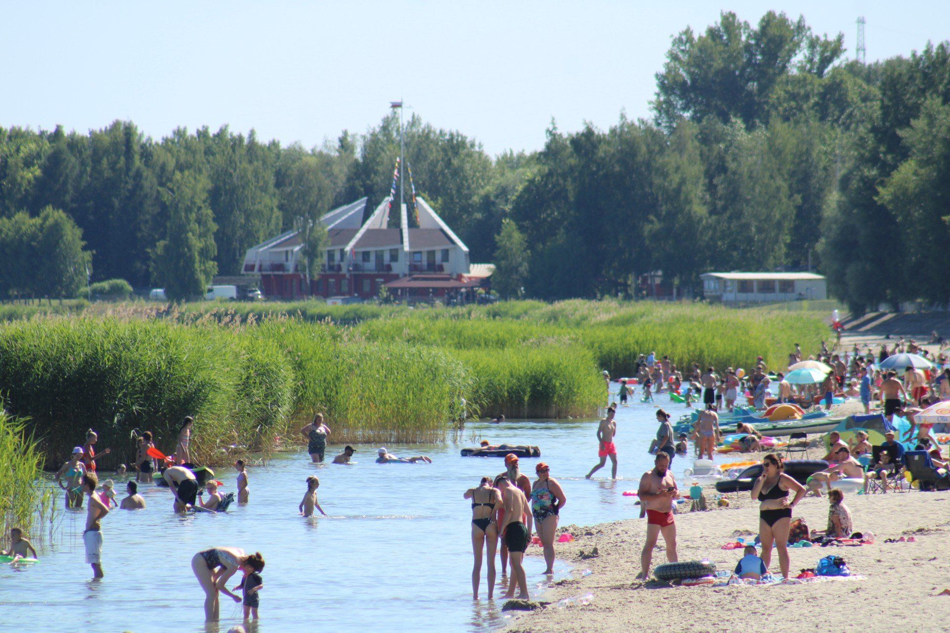 Wypoczynek nad Jeziorem Tarnobrzeskim, 2 lipca 2025