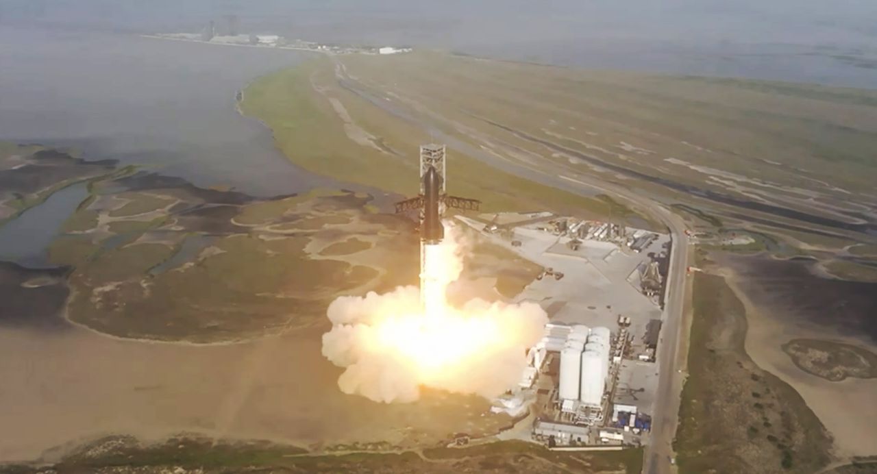 Eksplozja rakiety SpaceX. Widowiskowe nagranie