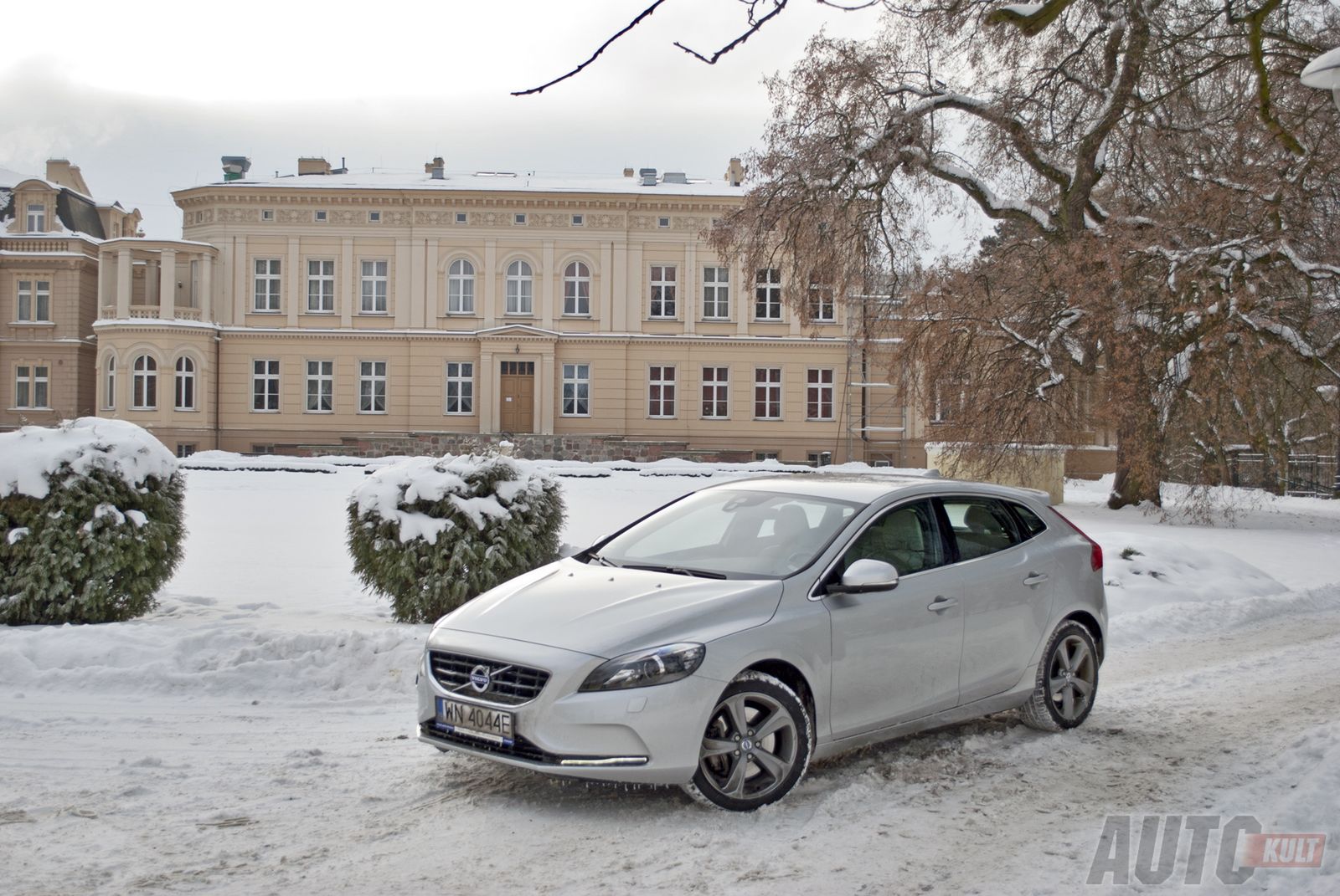 Volvo V40