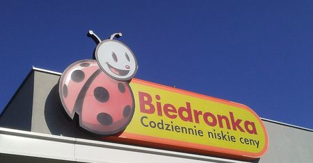 Mega promocje w Biedronce. Nawet 82 proc. taniej na drugi produkt