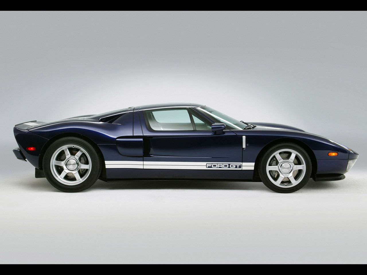 2005 Ford GT.