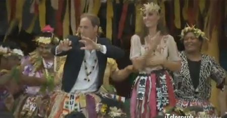 Kate i William tańczą z tubylcami!