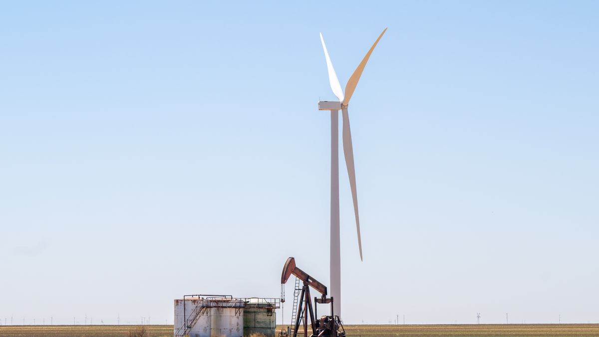 CLOSE CITY, TEXAS - APRIL 09: An oil pumpjack is seen in a field on April 09, 2025 in Close City, Texas. U.S. oil prices have fallen nearly 2% and are more than 15% lower than last week when U.S. President Donald Trump announced new tariffs on imports, raising concerns on the effect they'll have on the global economic outlook. (Photo by Brandon Bell/Getty Images)
