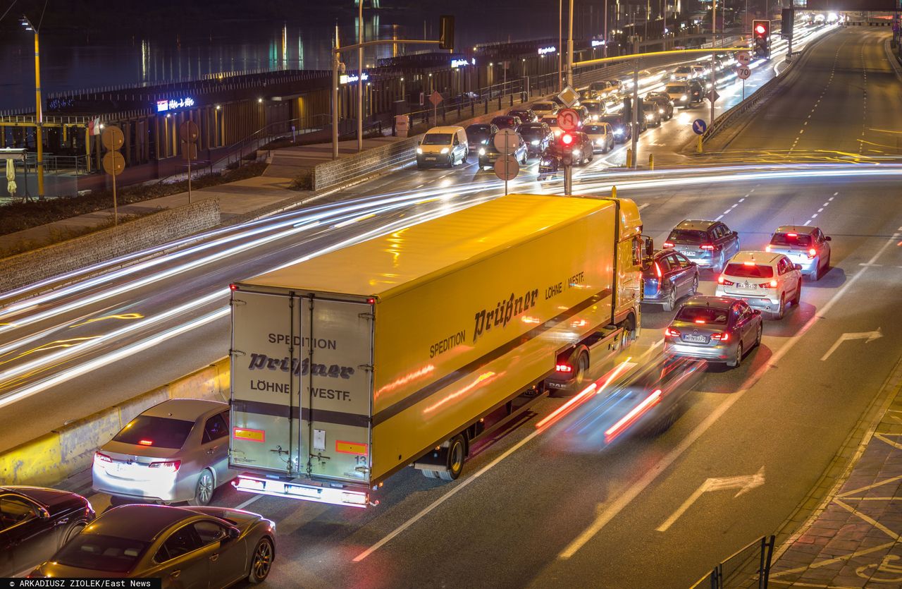 Ciężarówki wjadą (prawie) wszędzie. Trwają prace nad ustawą