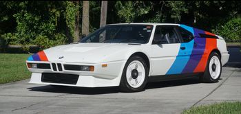 BMW M1 Nikiego Laudy trafi pod młotek. Ikona motorsportu na aukcji w USA