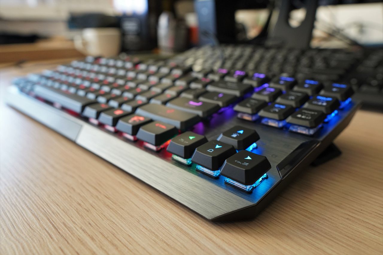 MSI VIGOR GK50 Low Profile TKL: kompaktowość i ergonomia [Recenzja]