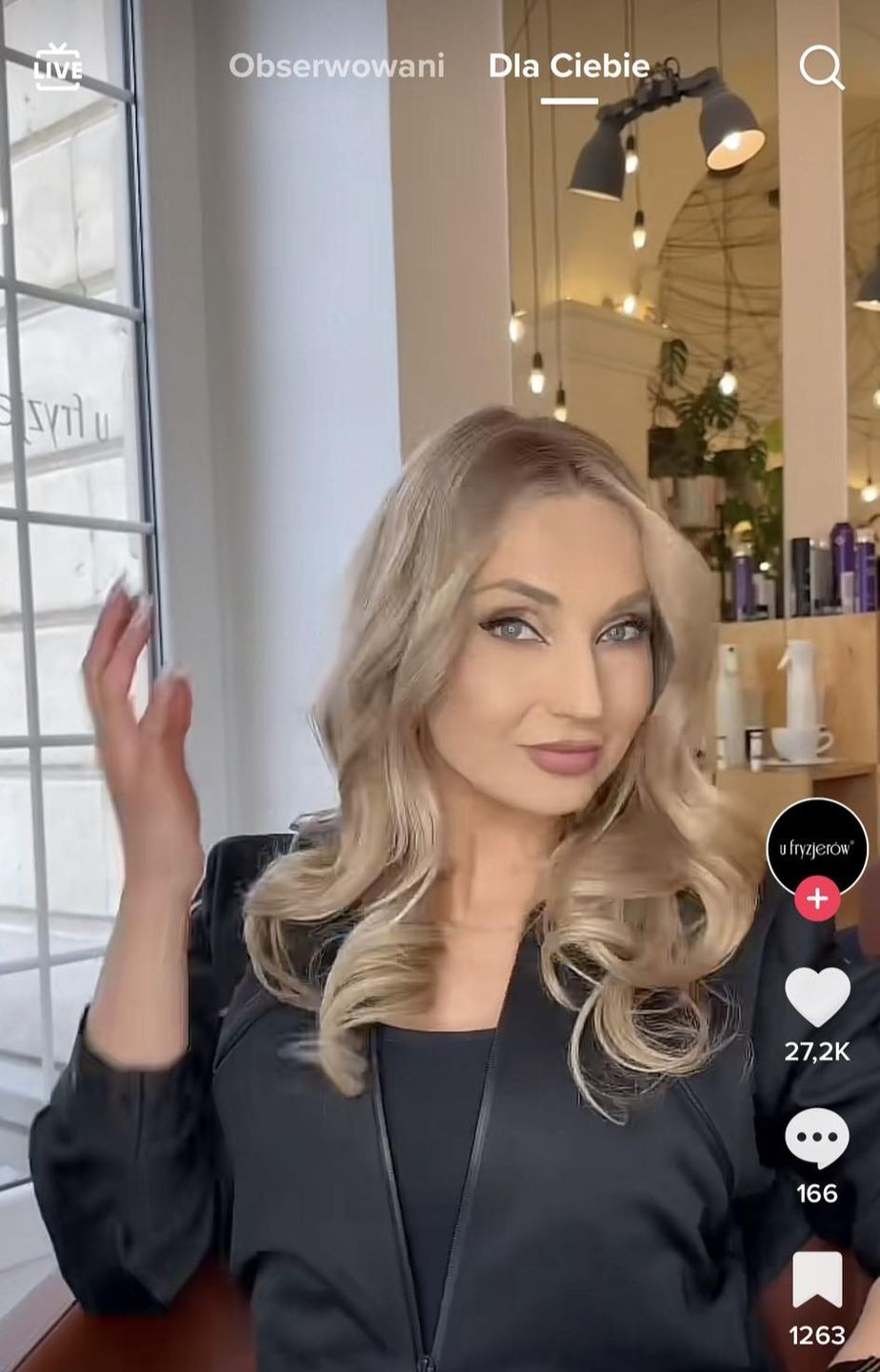 Cleo w nowej fryzurze