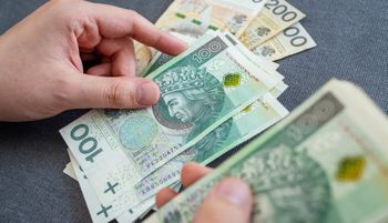 "A blok się rozsypuje". Tyle czynszu płacą za 47 mkw.