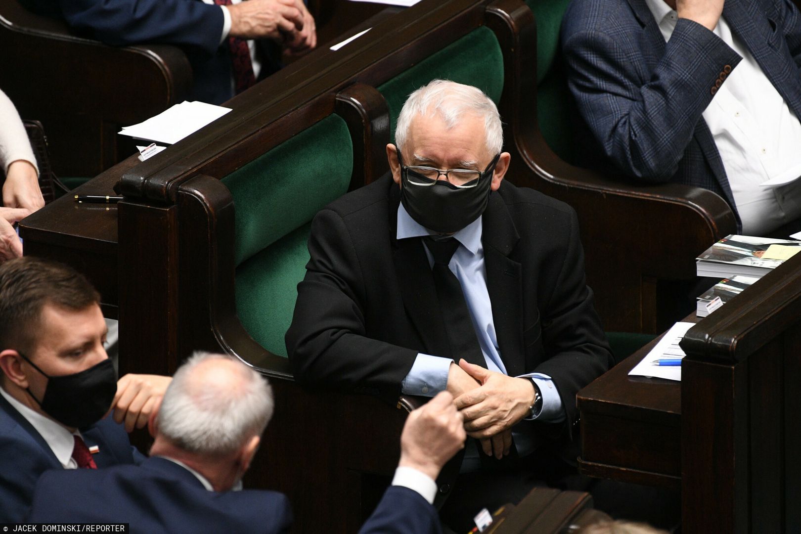 Koziński: "PiS i PO nisko, coraz niżej. Która z tych partii lepiej poradzi sobie z impasem?" [OPINIA]