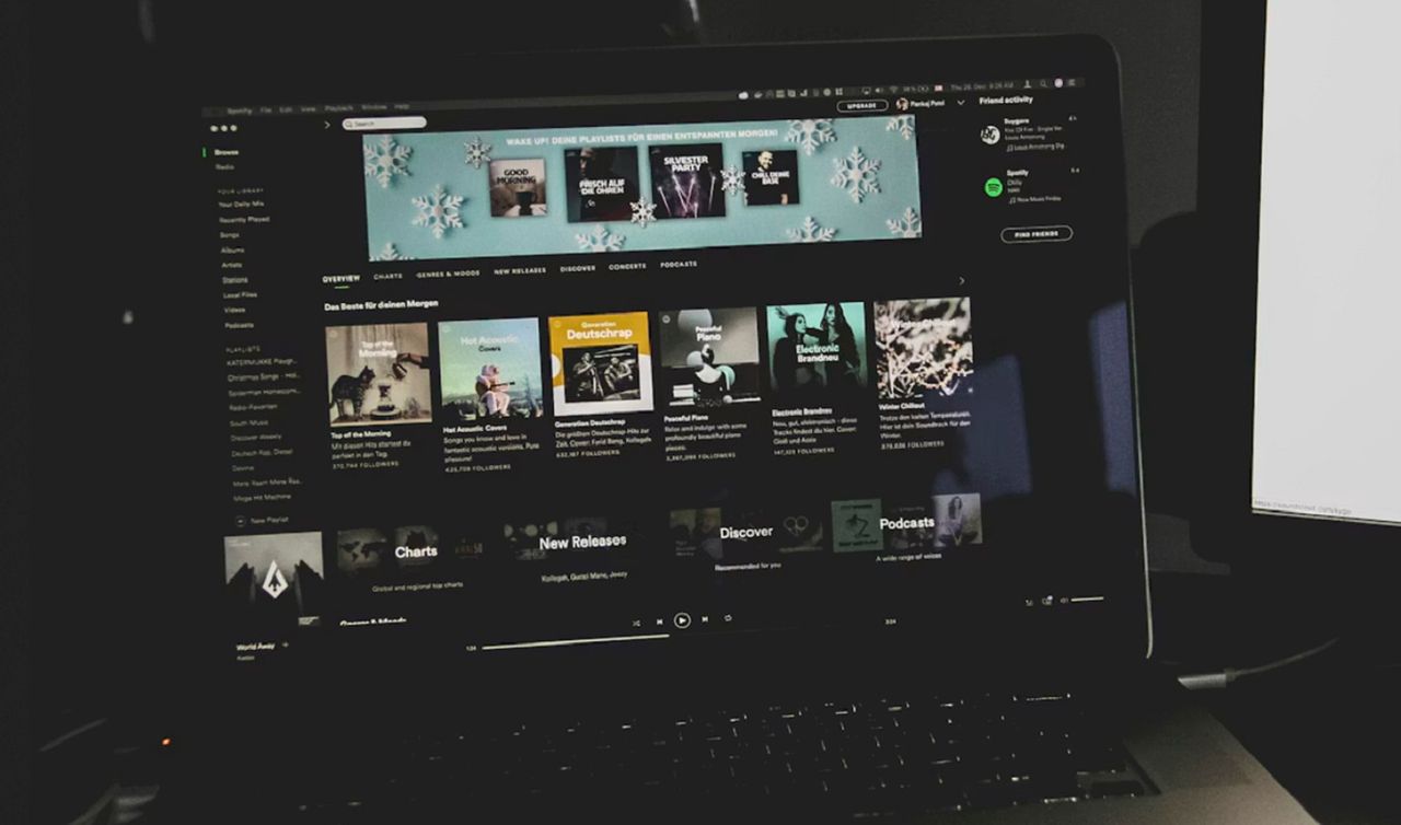 Co trzyma Polaków przy płatnej telewizji? TVN24 na czele