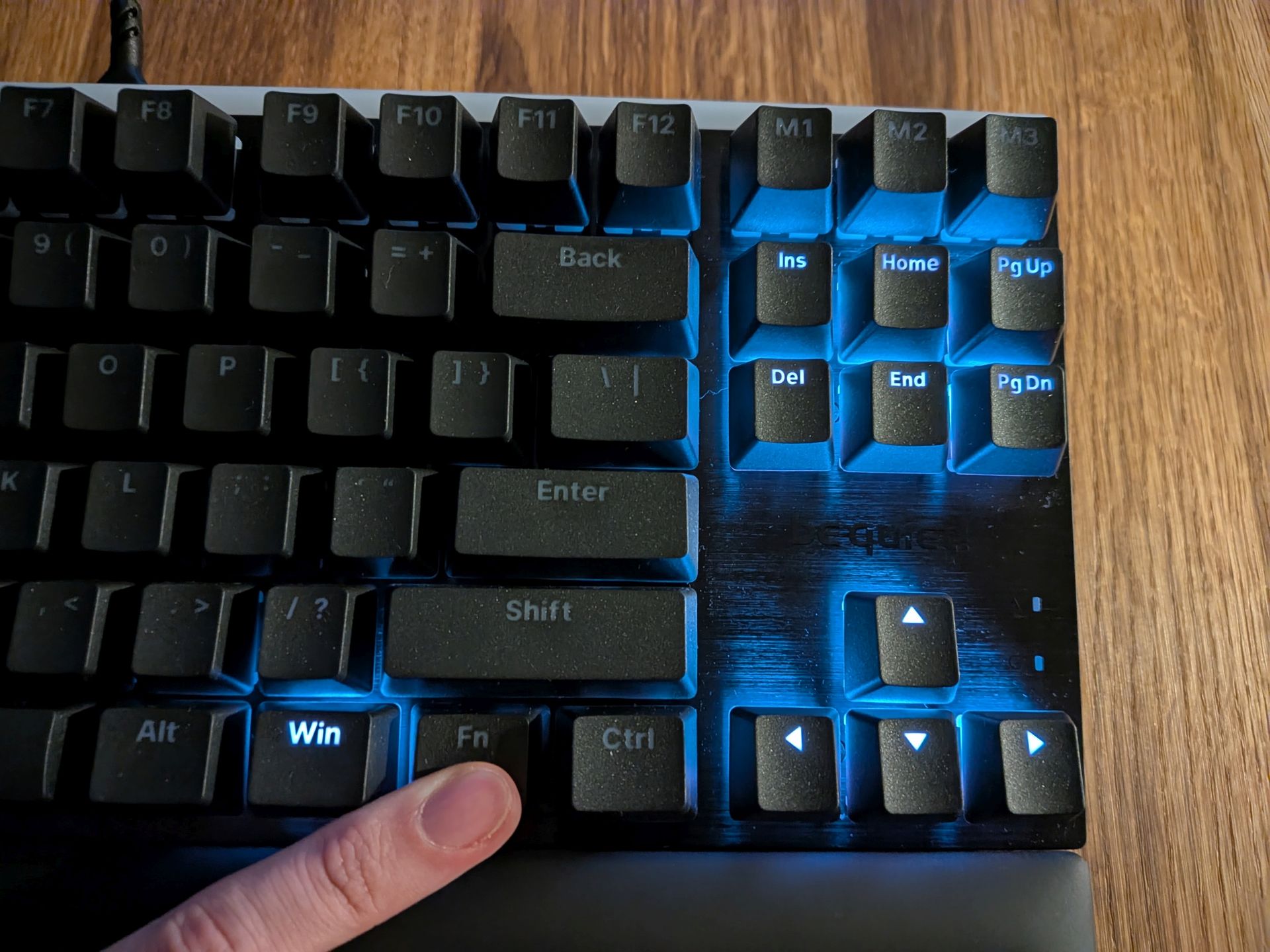 be quiet! Light Mount TKL