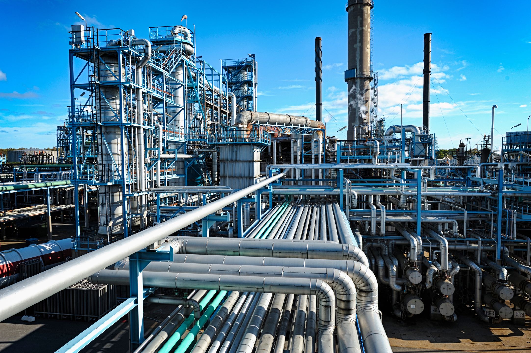 fuel, oil, industry, gas, power, energy, refinery, work, working, oil-industry, industrial-plant, pipelines, gasoline, gas-pipes, chemical, petrochemical, chemical- industry, factory, oil-refinery, chemical-workers, explosive, gas-refiner, danger, storage, distillery, toxic, pollution, global-warming, steel, metal, pipes, plant, environment, industrial, construction, fuel-tanks engineering