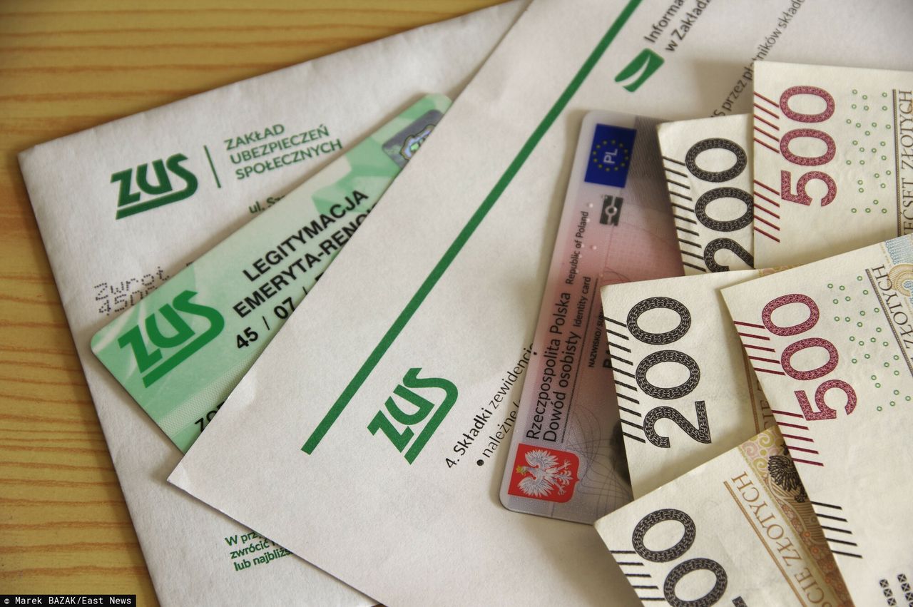 Sposób na wyższą emeryturę. Ekspert: rezygnacja z ZUS to błąd