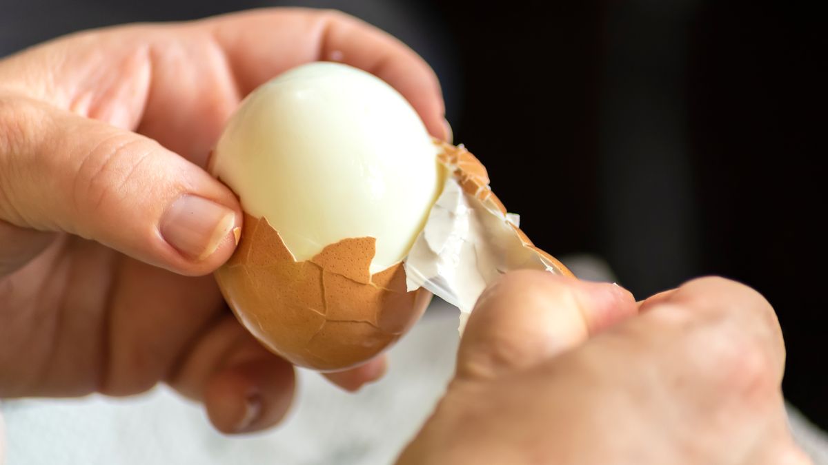 Najlepszy sposób na obranie jajek