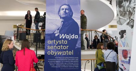 Wystawa o Wajdzie budzi kontrowersje. Chodzi o jej koszt