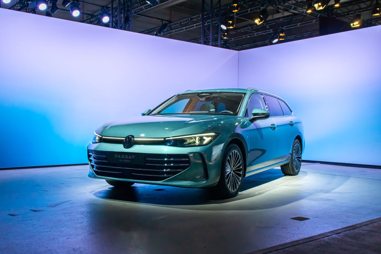 3 lata na rozwój nowego auta i mniej testów na żywo - VW ostro tnie koszty