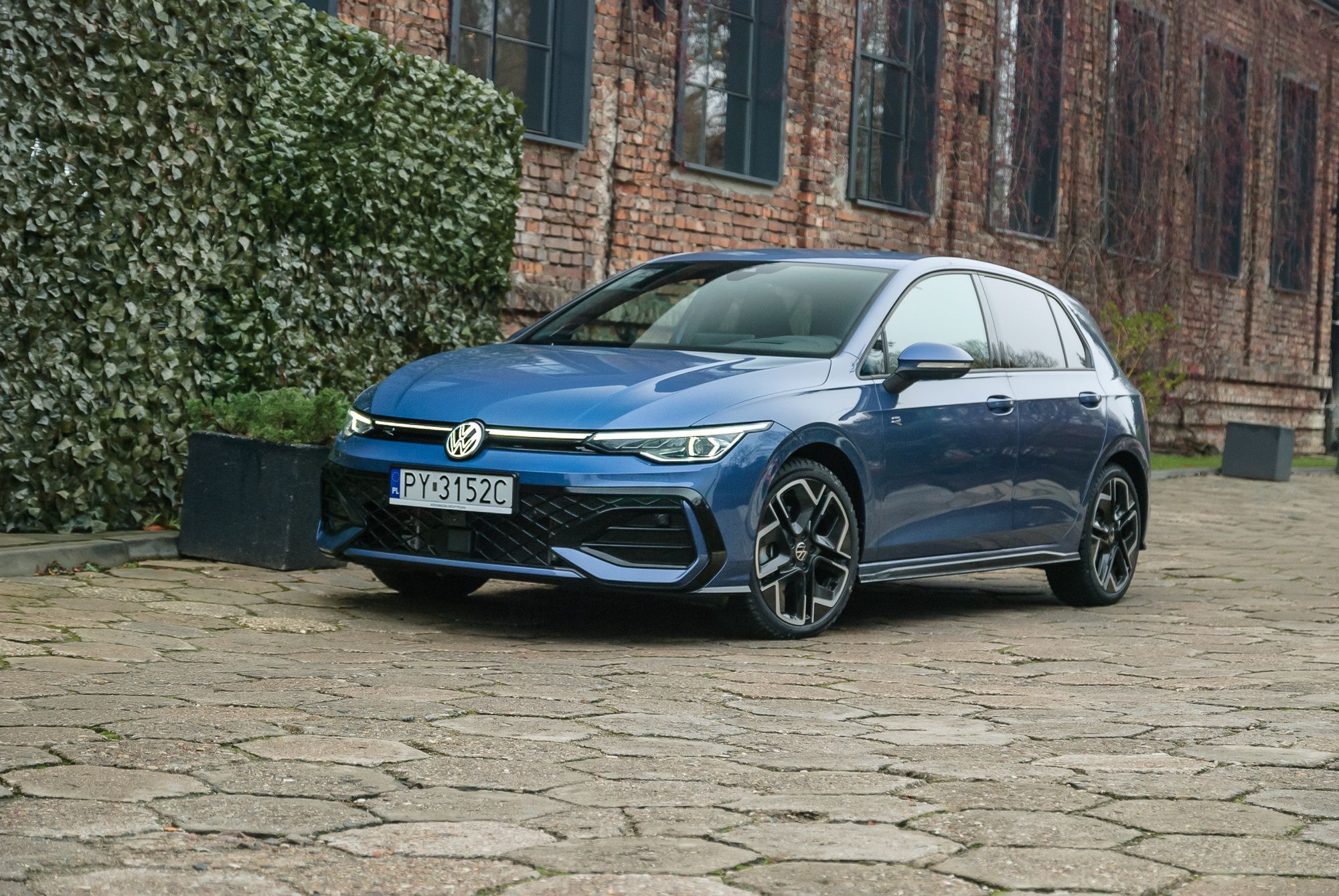 Volkswagen Golf 8.5 R-line