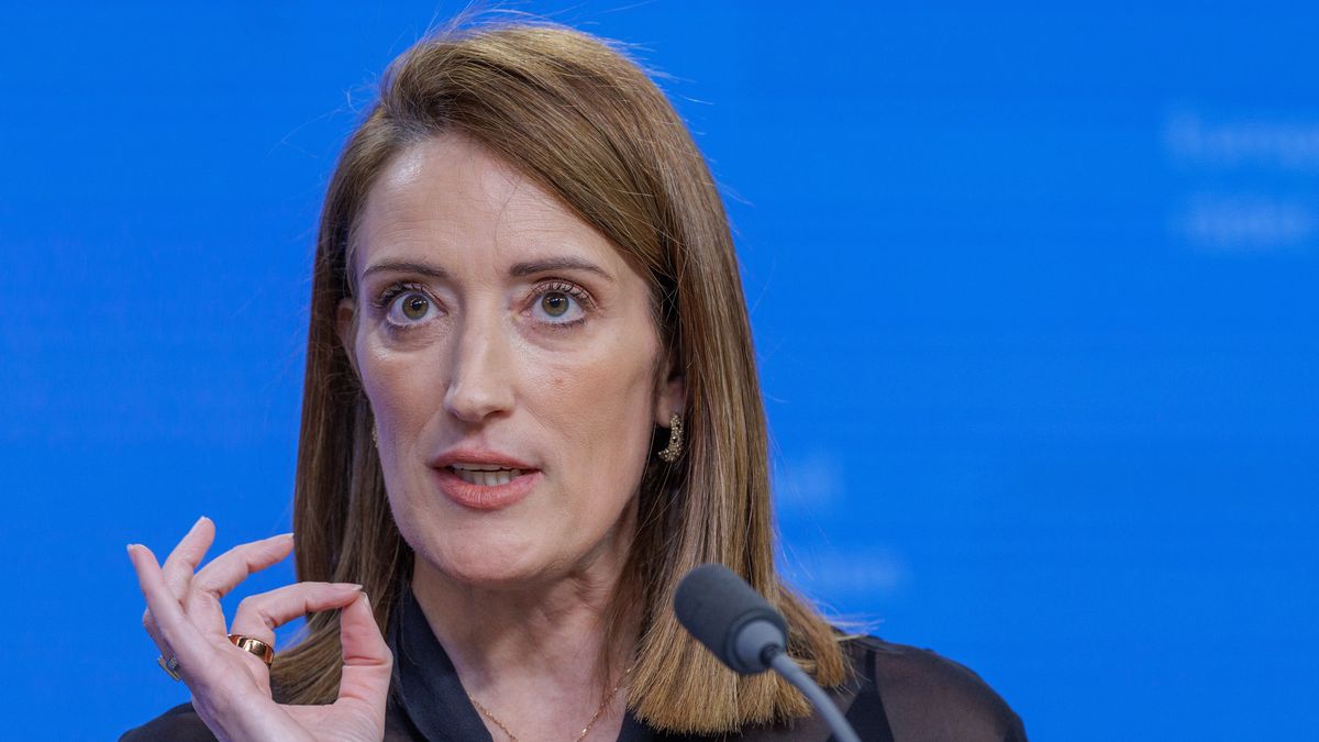 European Parliament President Roberta Metsola addresses the media during a formal meeting of the members of the European Council in Brussels, Belgium, 19 March 2026. Leaders are expected to discuss the situation in the Middle East and Iran, continued support for Ukraine, European competitiveness, defence readiness and migration amid rising geopolitical and economic tensions. EPA/OLIVIER MATTHYS Dostawca: PAP/EPA.