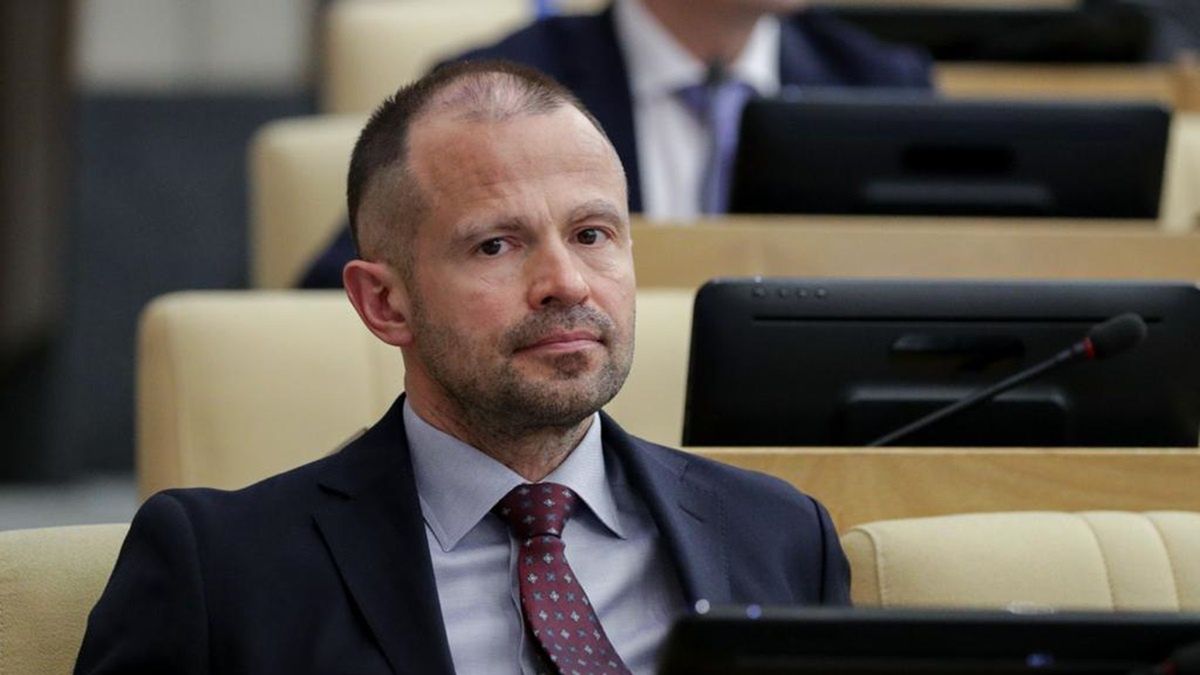  Roman Labichow potajemnie czerpał zyski z nieruchomości.