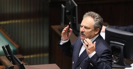 "Chłopie, ucz się traktorem jeździć!". Ostre spięcie między Tyszką a Jakubiakiem