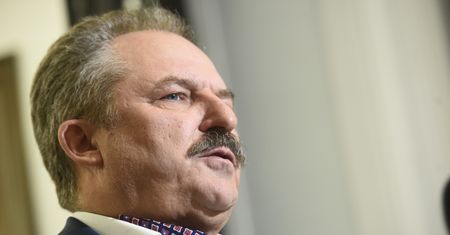 Marek Jakubiak chce zjednoczyć prawicę. "To stajnia pełna ogierów"