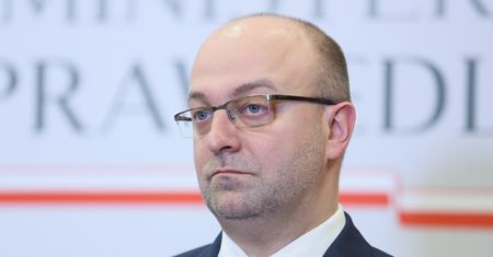 Co Polacy sądzą o aferze Piebiaka, sędziach i reformach PiS? Wielkie badanie WP