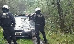 Policja udaremniła ustawkę pseudokibiców. Padły strzały