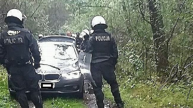 Policjanci skutecznie rozdzielili dwie grupy pseudokibiców