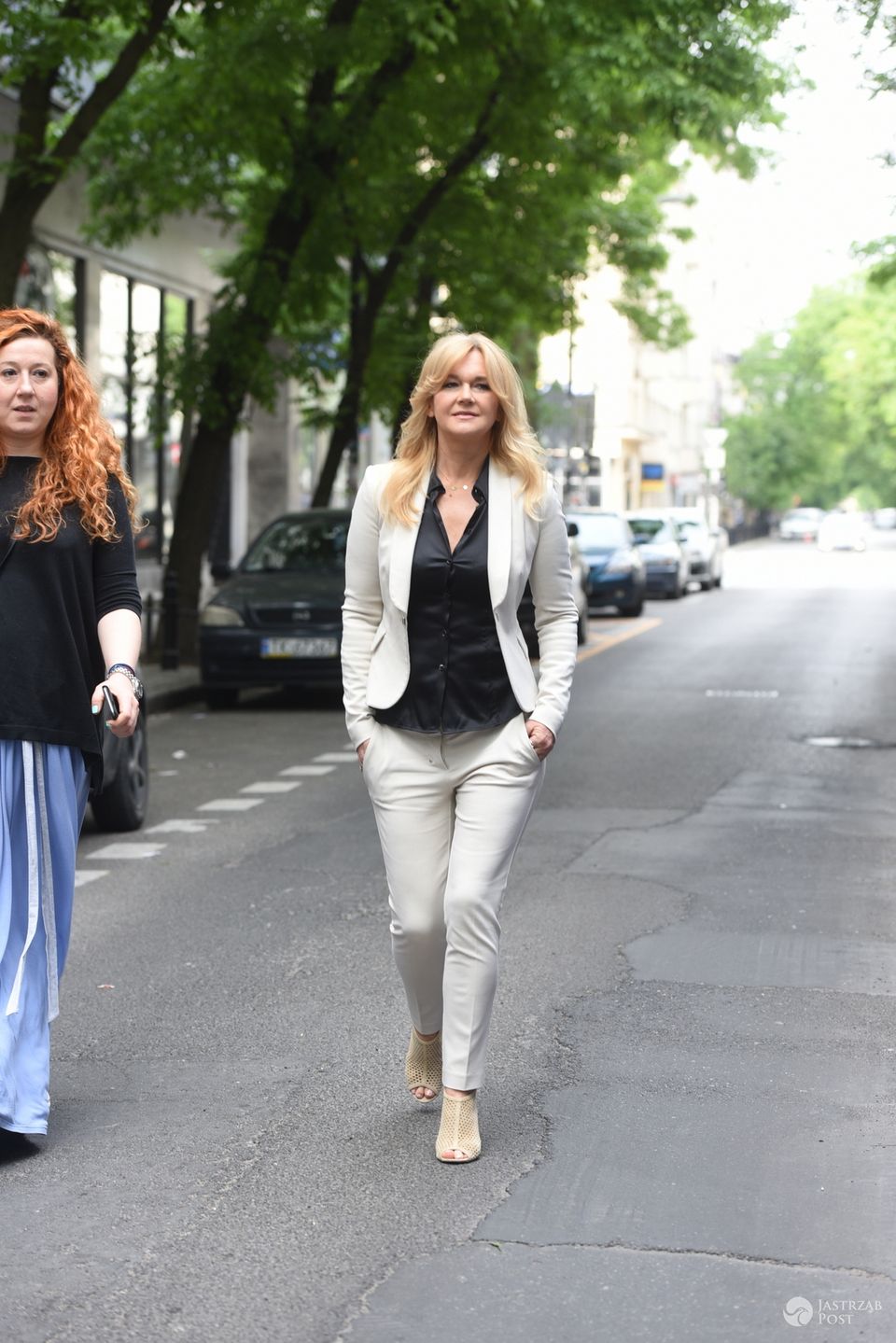 Grażyna Torbicka pod studiem "Dzień Dobry TVN"