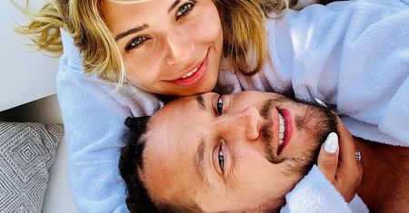 Rozanieleni Sandra Kubicka i Baron na nowym zdjęciu: "Wzięliśmy ślub". Rewolucyjne wieści od zakochanych