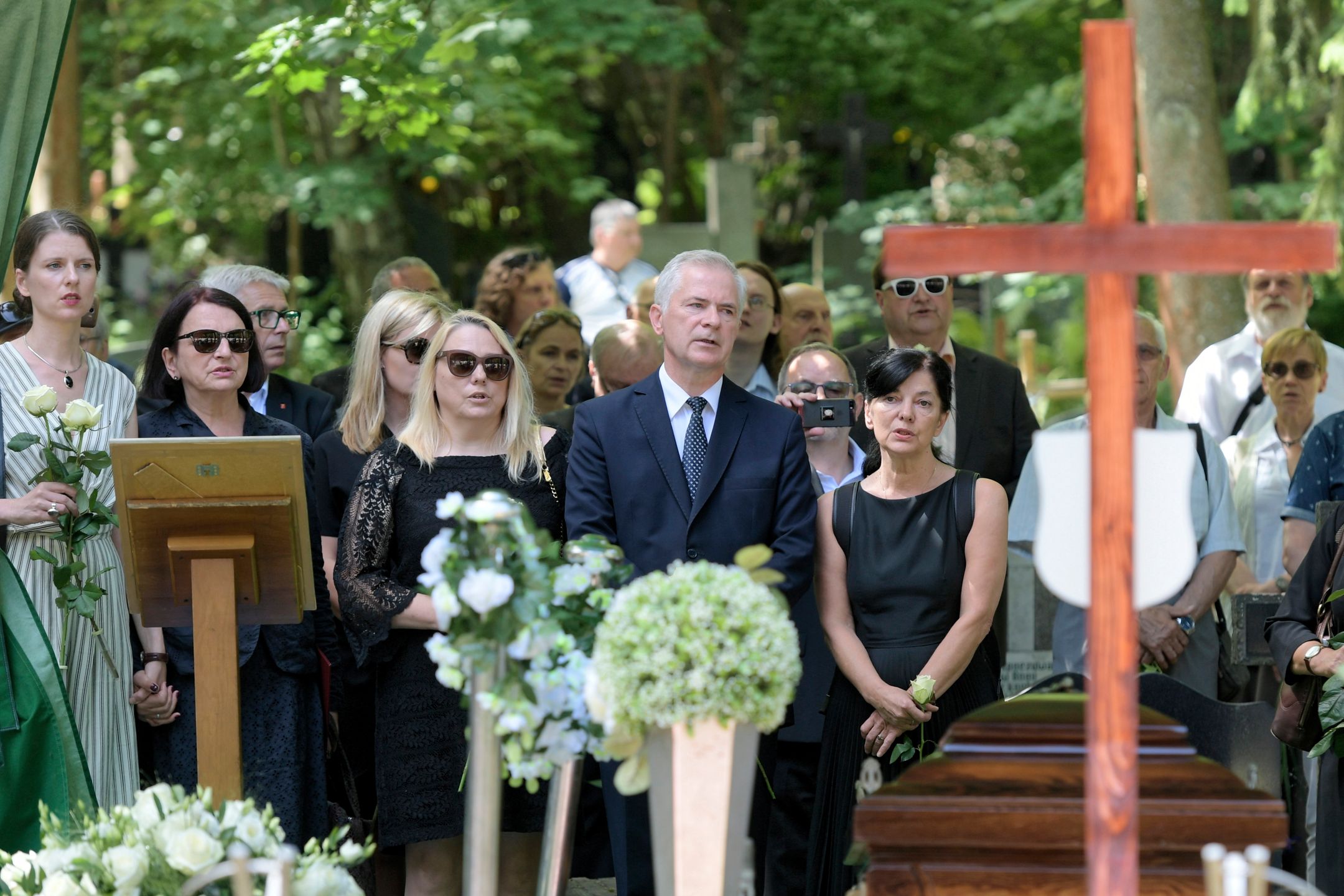 Na cmentarzu Srebrzysko w Gdańsku doszło do drugiego pogrzebu zmarłego w katastrofie smoleńskiej Arkadiusza Rybickiego