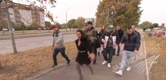 Uczestnicy kto poslubi mojego syna na planie teledysku Znalezc Ciebie