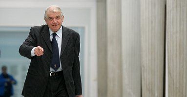Religa pieniędzy dla lekarzy szuka w NFZ
