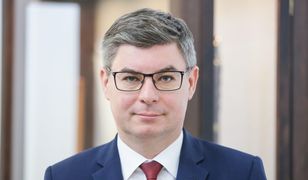 Grabiec "rechotał" czy "przyjechał później"? Burza po seksistowskich żartach